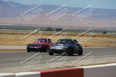 media/Jun-05-2022-CalClub SCCA (Sun) [[19e9bfb4bf]]/Around the Pits/